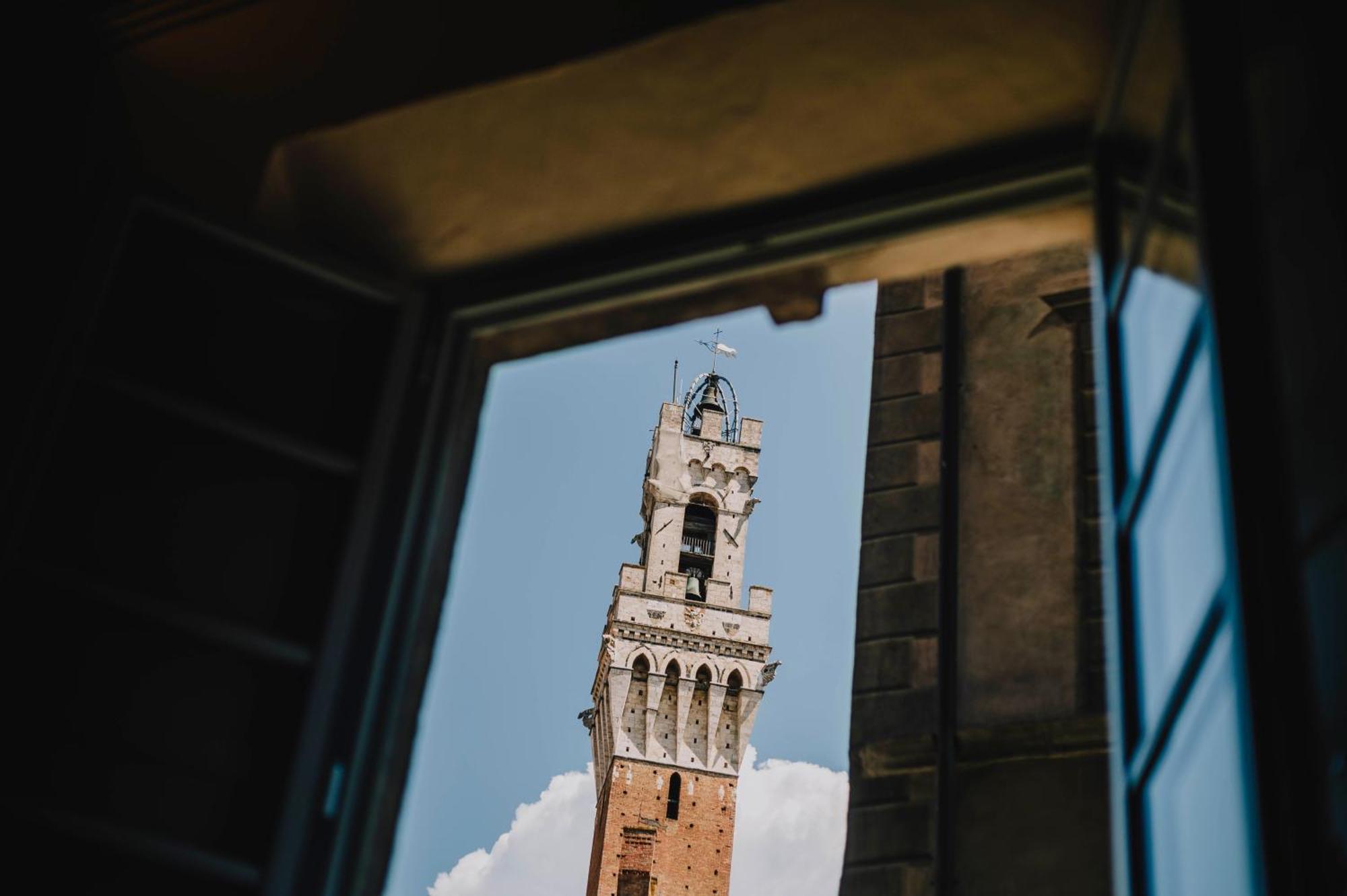 Palazzo Patrizi Suites & Spa Siena Exterior foto