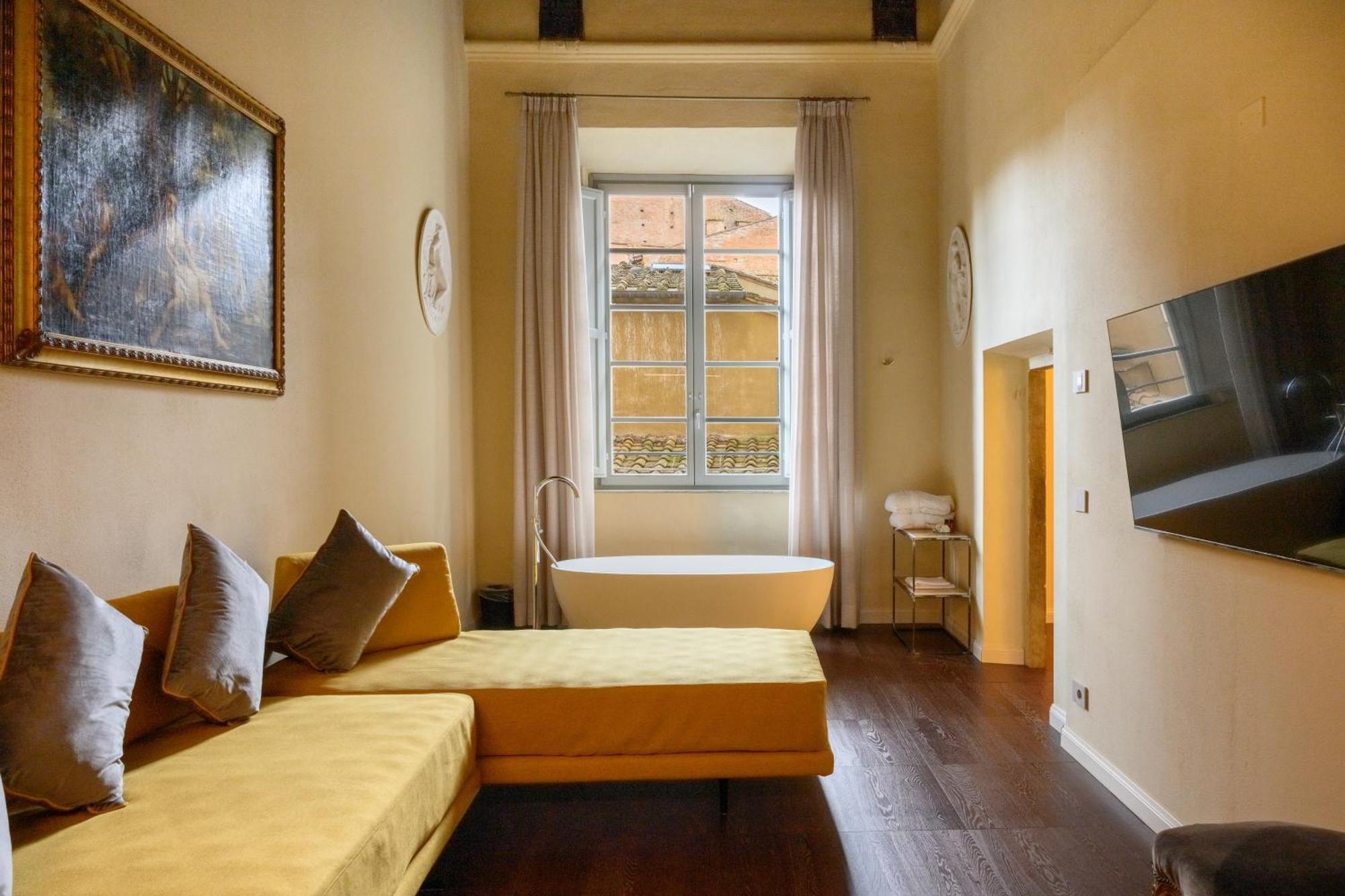 Palazzo Patrizi Suites & Spa Siena Exterior foto
